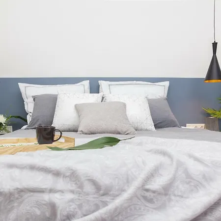 Chic Moraza By Chic Donosti San Sebastian